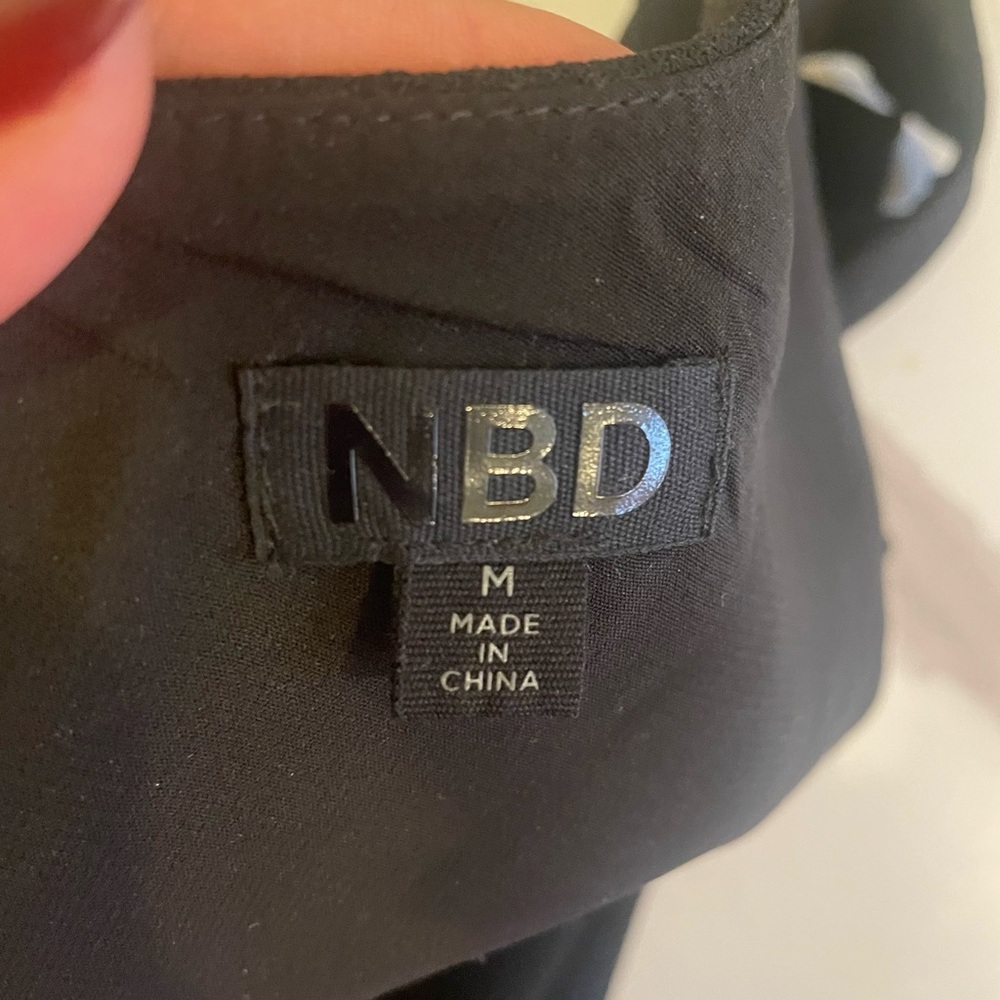 NBD Black Asymmetric One-Shoulder Crop Top - Picture 2 of 10